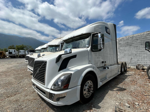 Tractocamion Volvo Vnl670 