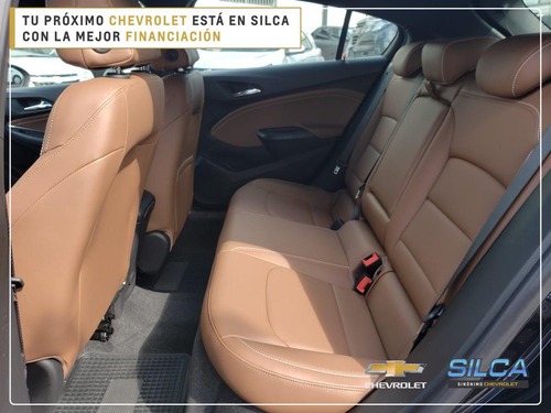Imagen 11 de 16 de Chevrolet Cruze Premier 2023 Azul 0km