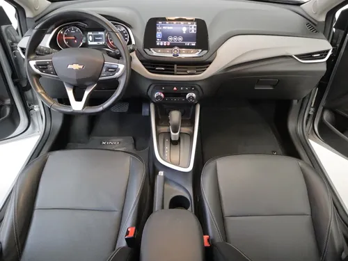 Chevrolet Onix Chevrolet Onix PREMIER 1.0 AT T 5P 6AB ABS