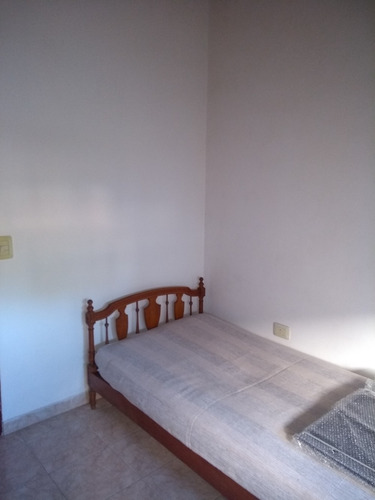 Triplex Al Frente - Calle 5 N° 5312 - Santa Teresita
