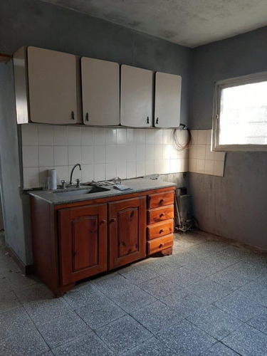 Imagen 3 de 13 de Farina, Lote De 10x70m, Con Casa Y 2 Deptos A Terminar