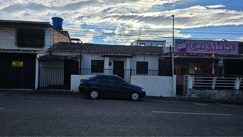 Casa En Venta En Barrio Obrero San Cristóbal Js