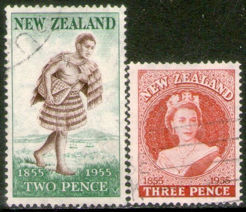 Nueva Zelanda 2 Sellos Usados Cartero Maorí = Reina Año 1955