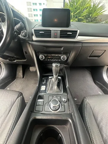 Mazda 3 2.0 Touring At