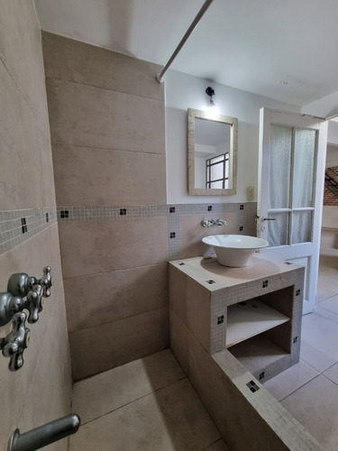 Imagen 25 de 30 de Alquiler Ph Moderno Con Patio En Villa Crespo Inmejorable Ubicación