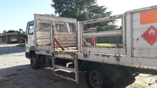 Ford Cargo 712