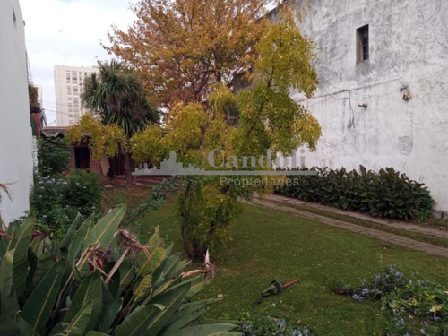 Lotes En Venta Apto Edificio - Av Paso E Av Independencia, Chauvin