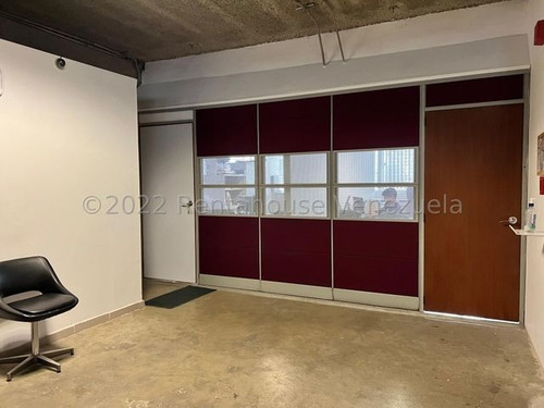 Imagen 13 de 30 de Venta De Estupendo Edificio En Prado De María / Gc 22-28408