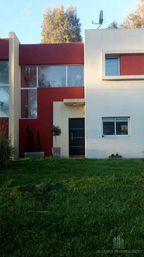 Imagen 12 de 26 de Casa - Francisco Alvarez