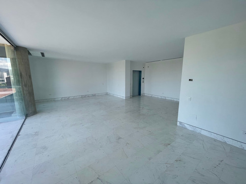 Imagen 4 de 23 de Vendo Apartamento 268m2 4h/5b/4p La Castellana