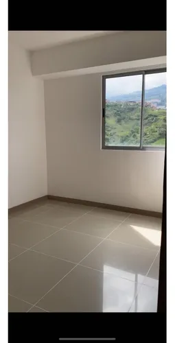 Apartamento En Calasanz Parte Alta
