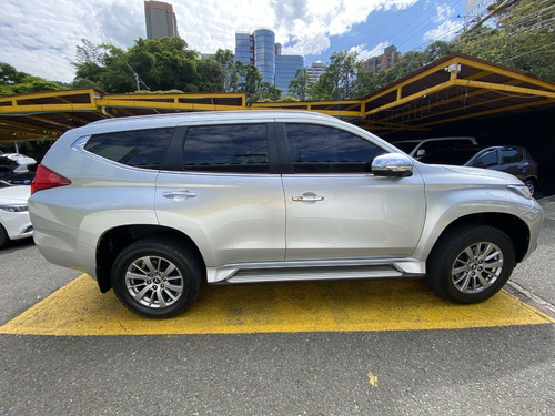 Mitsubishi Montero 3.0