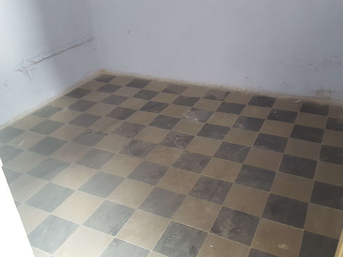 Urgente Centro Terreno Con Casa A Demoler O Reciclar