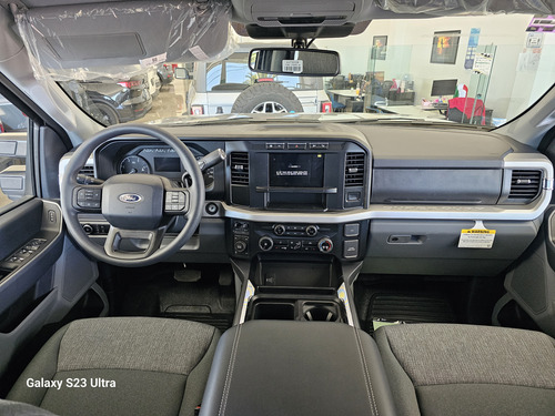 F-250 Xlt,diesel 6.7 L V8,ta
