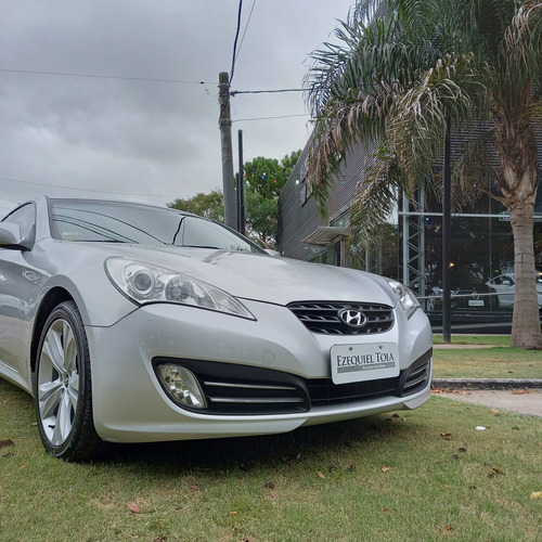 Hyundai Genesis 2.0 Coupe T 210cv Mt 2012