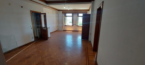 Imagen 8 de 29 de Avenida Rivadavia Al 3000 Y La Rioja 150 M2 4 Ambientes