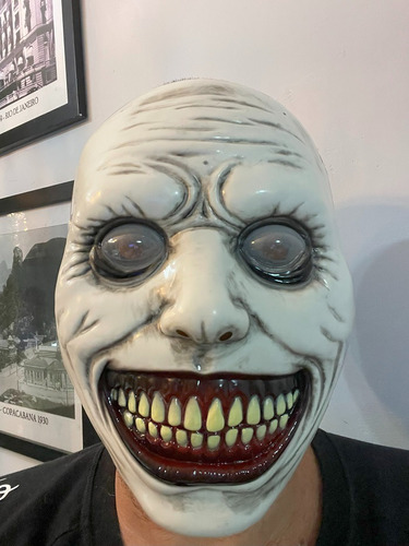 Máscara Sorriso Exorcista Halloween Zumbi Olhos Brancos Evil Cor Branco Sorriso do Demônio