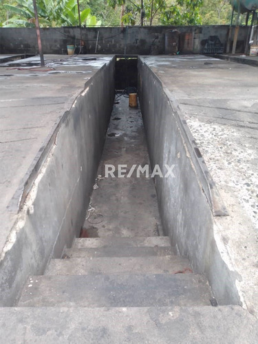 Imagen 4 de 13 de Venta De Terreno De 4701 Mts.2, Donde Funciona Un Autolavado De 379,15 Mts.2