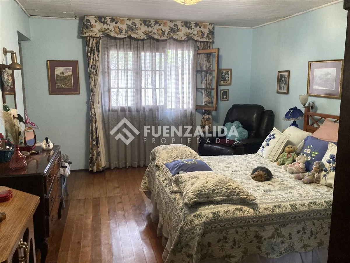 Imagen 4 de 15 de Casa En Venta De 3 Dorm. En San Joaquín