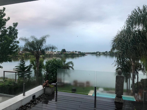 Casa En Venta En Barrio Santa Barbara, Tigre