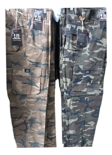 Pantalón Camuflado Tipo Cargo Corte Recto