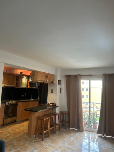 Apartamento En Venta Conj. Resd. Los Roques, Intercomunal Turmero- Maracay