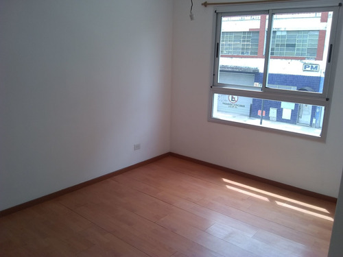 Villa Urquiza Depto 3 Ambientes 2 Baños Balcón