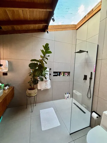 Casa En Venta En Poblado - El Campestre. Cod V4122