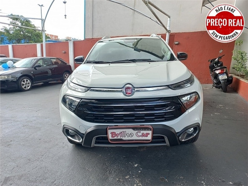 Imagem 3 de 8 de Fiat Toro 2.0 16v Turbo Diesel Volcano 4wd At9