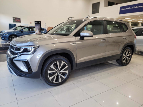 Imagen 10 de 25 de Volkswagen Taos 2023 1.4 250 Tsi Highline