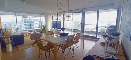 Imagen 2 de 9 de Apartamento 3 D/4b En Suite Playa Mansa 159 M2 Amueblado Por Walmer (incluido)