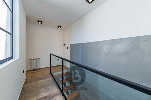 Venta Dúplex De 3 Dormitorios En Siete Soles - Alqarias