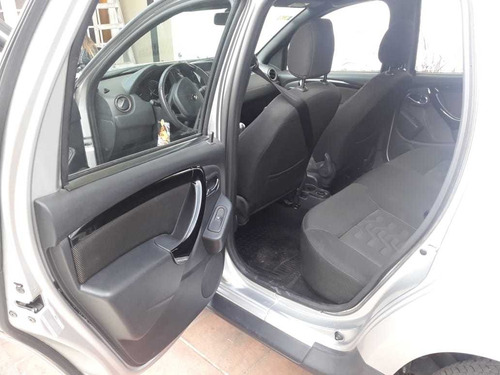 Imagen 5 de 10 de Renault Duster 2018 1.6 Ph2 4x2 Privilege