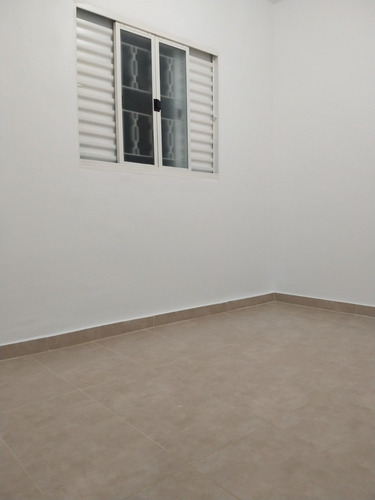 Imagem 9 de 10 de Aluguel Casa 03 Quartos S/ Condomínio - 10 Minutos Centro-bh