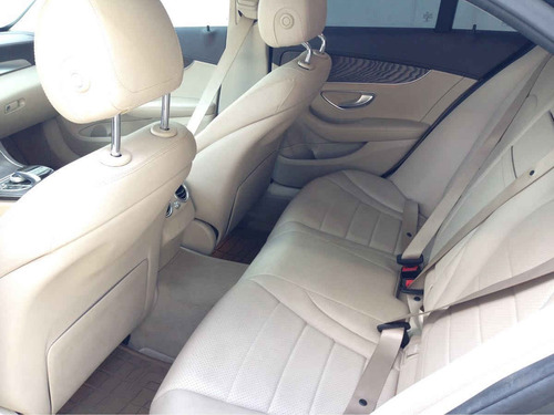 Imagen 8 de 12 de Mercedes-benz Clase C 2018 4p C 200 Exclusive L4/2.0/t Aut