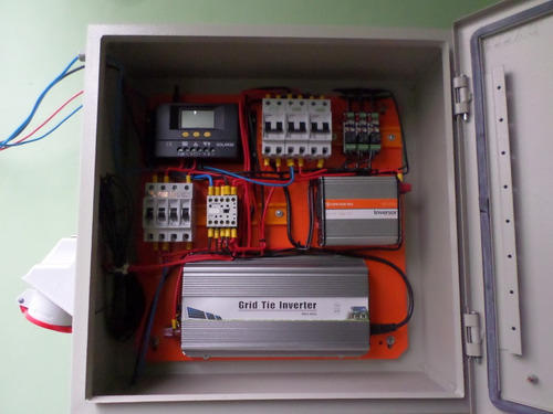 Imagem 7 de 10 de Kit Placa Solar 2, Bateria, Quadro Elétrico E Mais