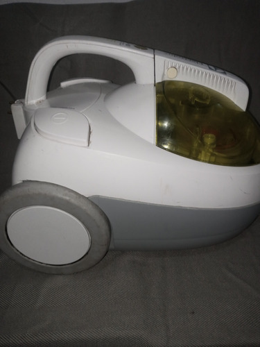 Aspirador De Pó Electrolux Lite Lit11 - 1.400w Branco-verde
