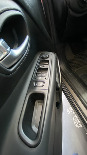Jeep Renegade 1.8 Limited Flex Aut. 5p 6 marchas