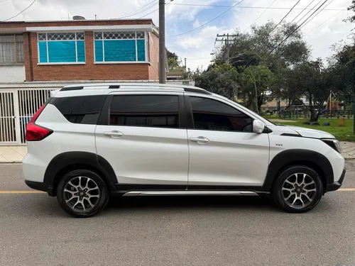 Suzuki Xl7 1.6 7 Pasajeros Automatica