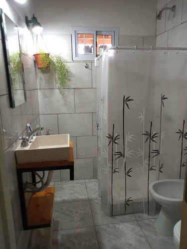 Casa En Venta - 1 Dormitorio 1 Baño - Monoambiente - 300mts2 - Villa Regina