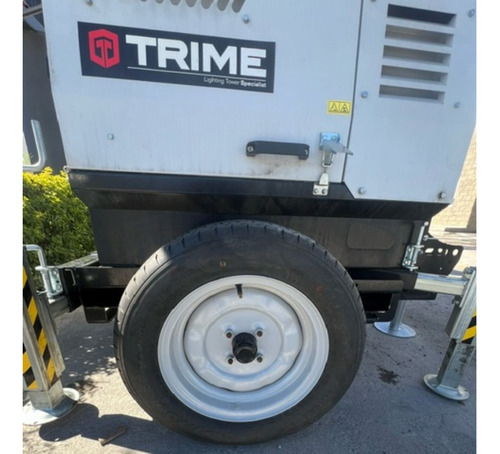 Torre De Iluminacion Trime Diesel 320w 4 Reflectores 1f #19