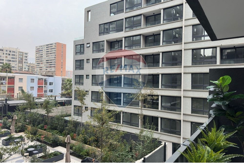 Modern 1-bed Sanctuary In Ñuñoa With Amenities