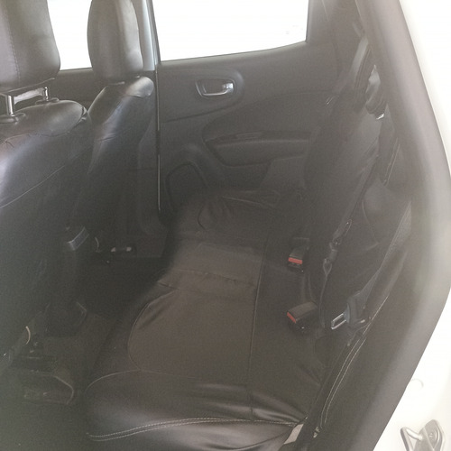Fiat Toro 1.8 Endurance 16v Flex 4x2 Aut. 4p