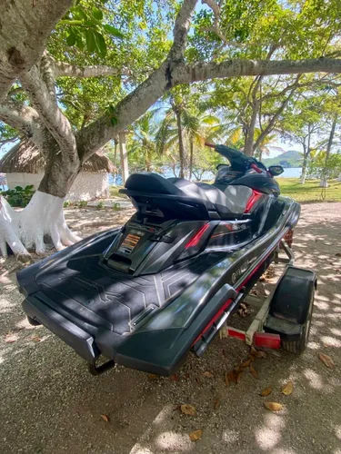 Jet Ski Wave Runner Fix Cruiser Fc 1800 Y Remolque