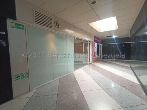 Local Comercial En Venta En Centro Barquisimeto Lara/ .. %%m-c-t%% Cod. 23 Guion 3 2 6 6 3