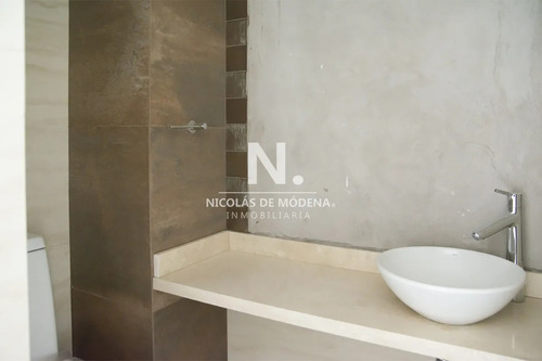 Departamento En Venta A Estrenar En Excelente Ubicación.