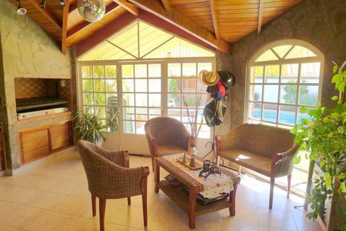 Imagen 15 de 29 de Barrio Parque Saavedra-magnífico Chalet Con Parque Y Piscina! Impecable Estado!