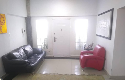 Imagen 2 de 30 de Casa Quinta En Venta En La Urbanización San Bernardino 04140997777 / 04125787777