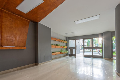 Imagen 3 de 16 de Departamento De 2 Dormitorios En Venta A Metros Del Rio En El Centro De Rosario