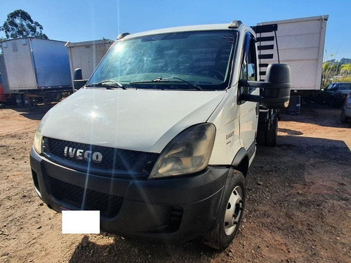 Imagem 2 de 7 de Iveco Daily 70c17 Cs 2013 !!! Com Baixo Km